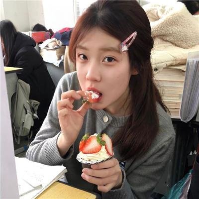 开局金铲铲系统助我娶村花