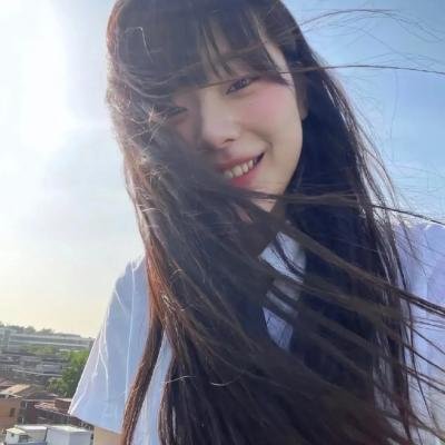 麻雀岂能栖梧桐